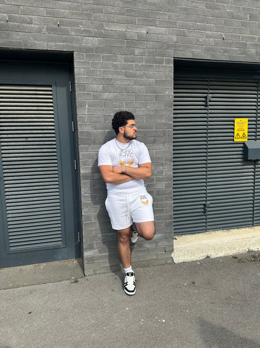 White Short Set Middle Logo